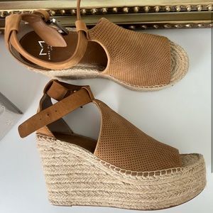 Marc Fisher Wedges